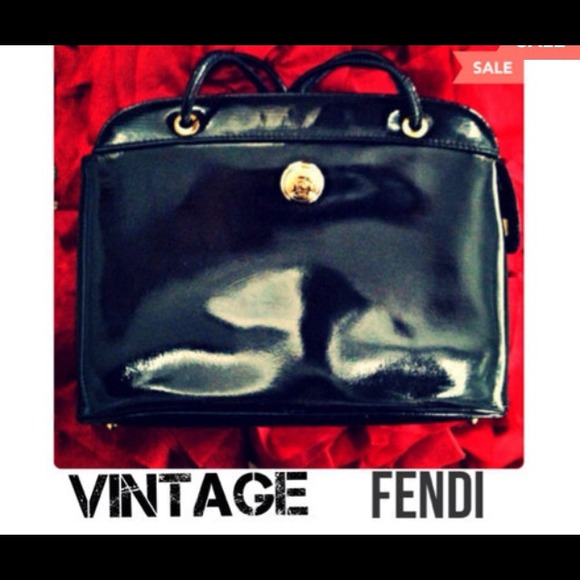 🔴sold on tradesy🔴Vintage Stunning FENDI purse