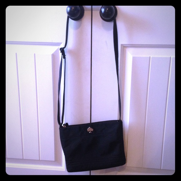 Kate spade purse (black)