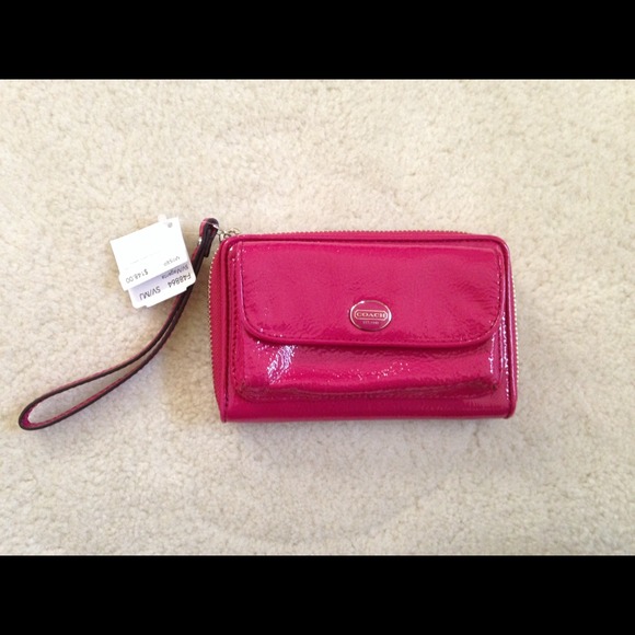 Coach wristlet Brand New