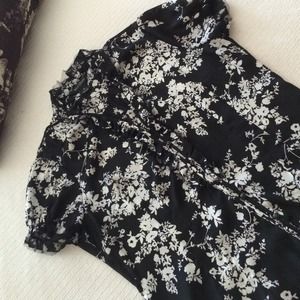 White House Black Market size 12 blouse