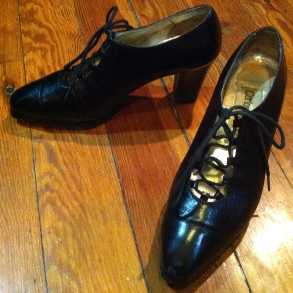 Vintage Black Leather Oxford Lace Up Shoes/Booties