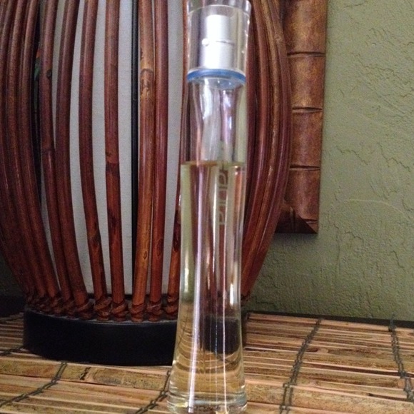 AE aura spray!