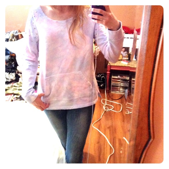 SOLD.  Pacsun sweatshirt - Picture 1 of 3
