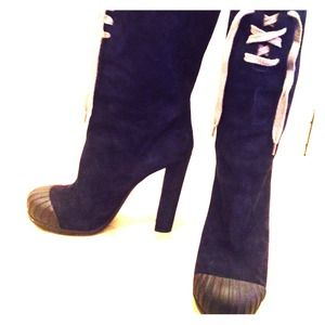 Fendi boots size 40 Fendi boots size 40