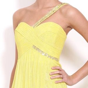 BCBG MAX AZRIA DRESS willing to negotiate! 😋💜🌸