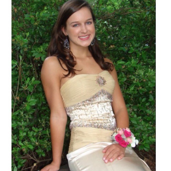 Nude Strapless Dress