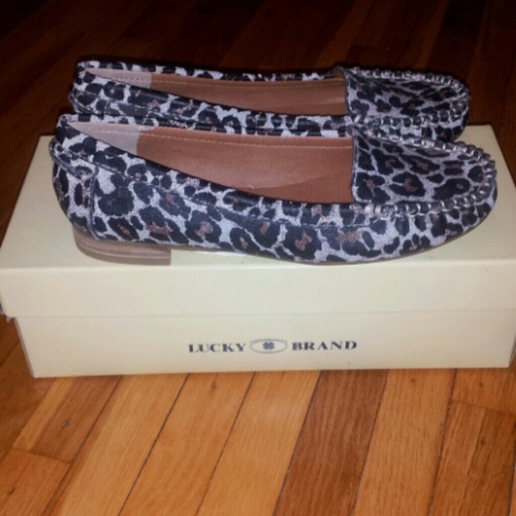 No longer available Lucky Brand Corral Leopard