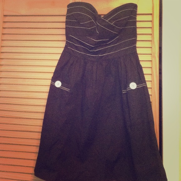 Strapless black & white full tilt dress.