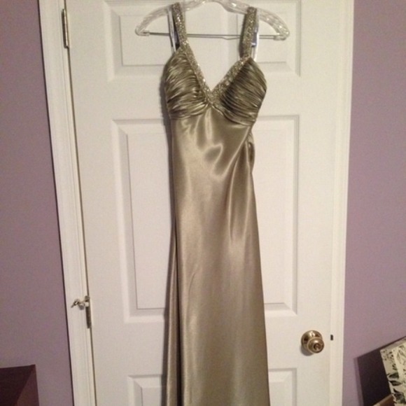 Green Morgan & Co Prom Dress