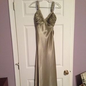Green Morgan & Co Prom Dress