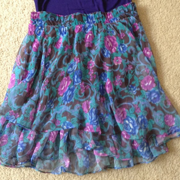 Floral high waisted skirt! - Picture 2 of 2