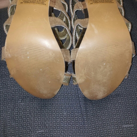 ** PRICE DROP!!** Gold/Suede Gladiator Heels ^~^ - Picture 3 of 4