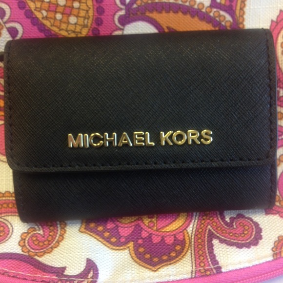Micheal Kors wallet