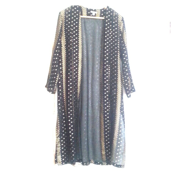 Black and gold kimono
