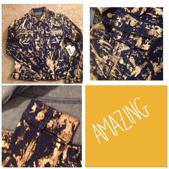 💥sale💥 new jean jacket painted with gold paint!