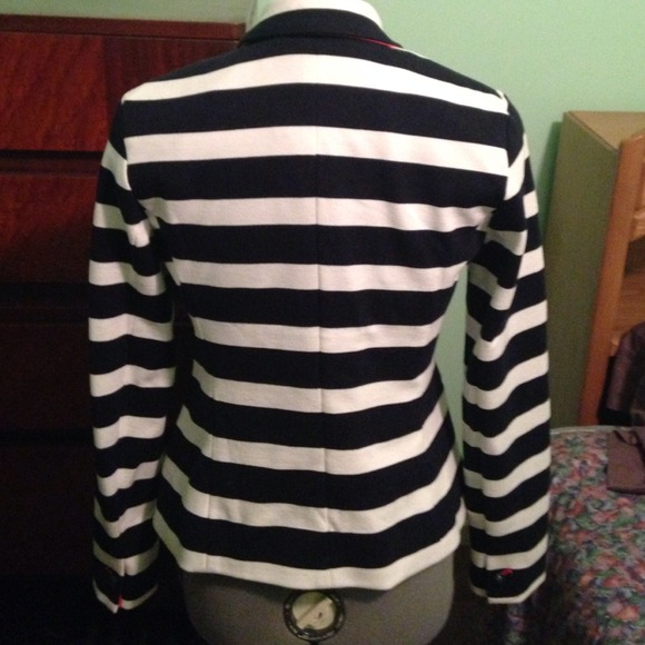 SOLDGap navy and white striped blazer - Picture 2 of 3