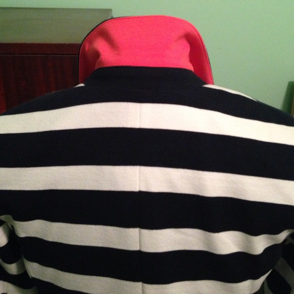 SOLDGap navy and white striped blazer - Picture 3 of 3