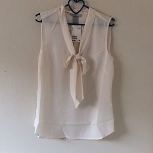 Sleeveless Natural White Bow Top