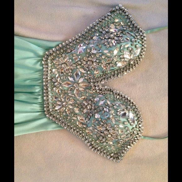 Prom Dress - Picture 2 of 4