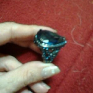 Blue party ring