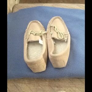 Moccasin Tan Slippers🎈🎈🎈