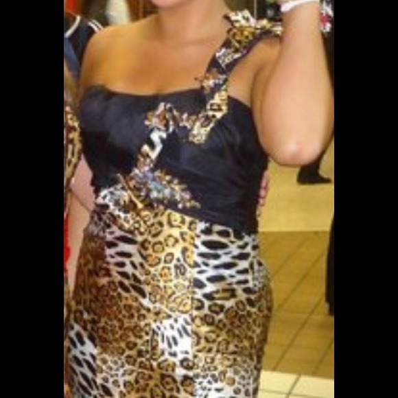 Tony bowls dress - Picture 1 of 3