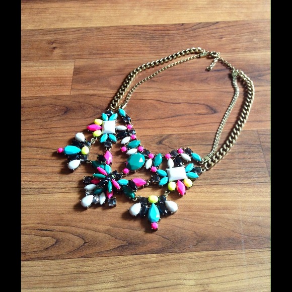Stunning Spring Necklace. Only ONE available!! - Picture 3 of 4