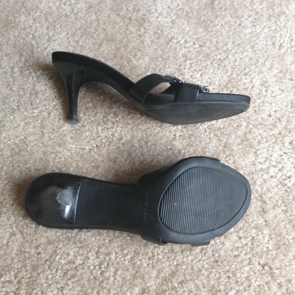 ⤵️{Blingy Heels} by Nine West - Picture 4 of 4