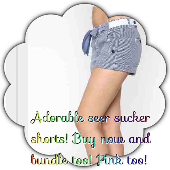 Blue or pink pinstripe seer sucker shorts! πHPπ - Picture 2 of 4