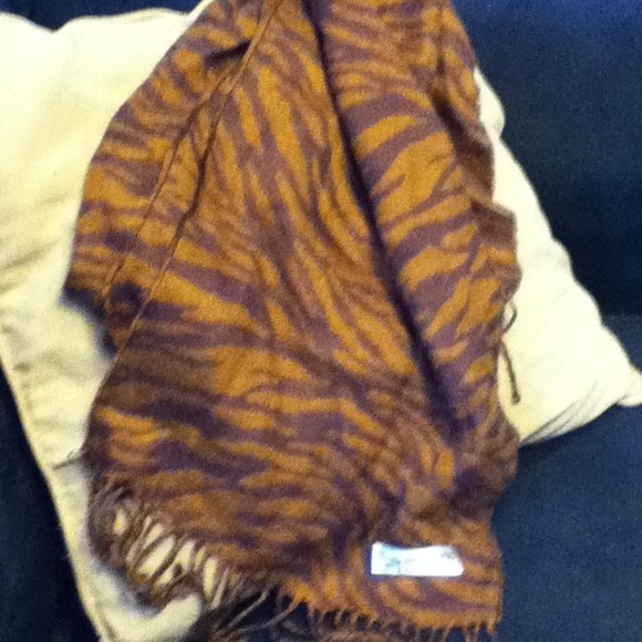 Zebra cashmere scarf