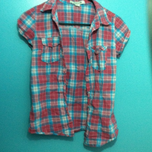 Short sleeve forever 21 flannel.