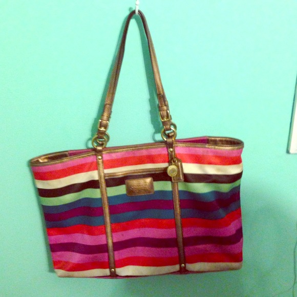 AUTHENTIC COACH PURSE