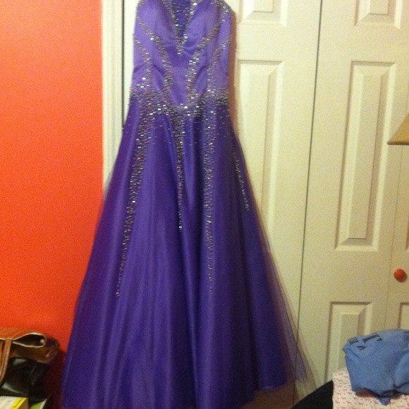 Beauty pageant dress