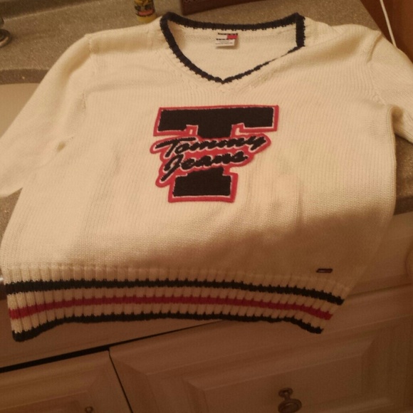Tommy hillfiger crop sweater
