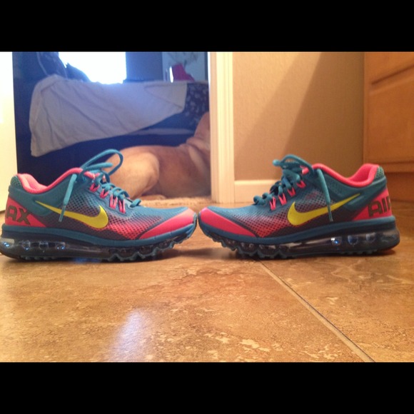 Women's Nike Air Max +2013. Excellent condition!!! - Picture 3 of 4