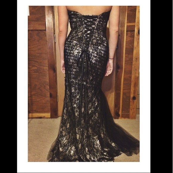 Black and champagne strapless prom dress! - Picture 2 of 4