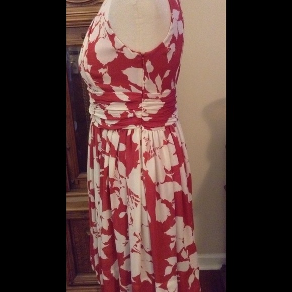 Stunning red and white ruched dress by Talbot's! - Picture 2 of 4
