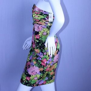 Shoshanna Dresses - Shoshanna Strapless Dress Shoshanna Dresses - Shoshanna Strapless Dress