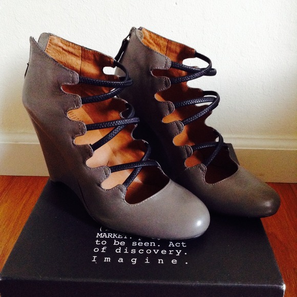 ππHost Pickππ MRKT. Wedge - Picture 2 of 4