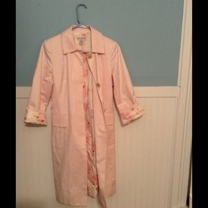 Super pretty spring trench coat