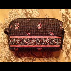 Very Bradley Small Cosmetic in Houndstooth Brown