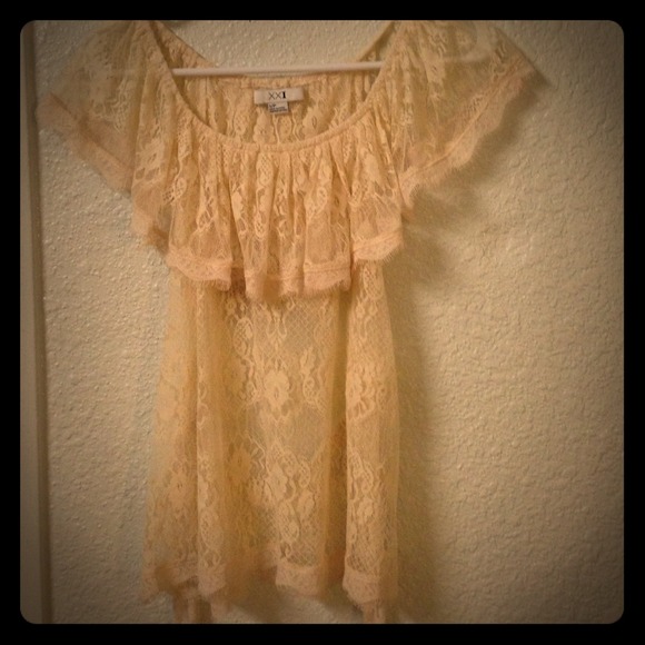 Lace top