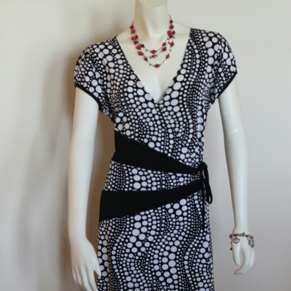Iz Byer California XL Dress black & white circles