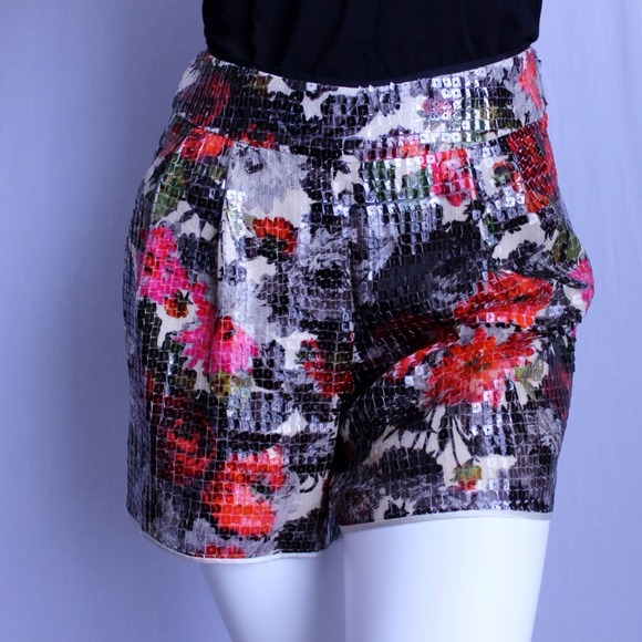 Lela Rose Other - 🚫SOLD Locally Host Pick🎉 Lela Rose Sequin Shorts Lela Rose Other - 🚫SOLD Locally Host Pick🎉 Lela Rose Sequin Shorts