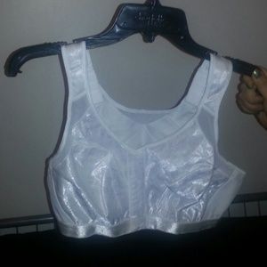 New bra. Never been wore.