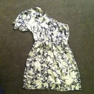 One shoulder sundress