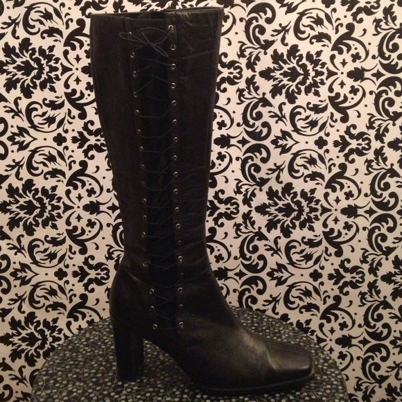 Bellini Boots - Bellini Black Leather Lace Up Heeled Boots size 9M