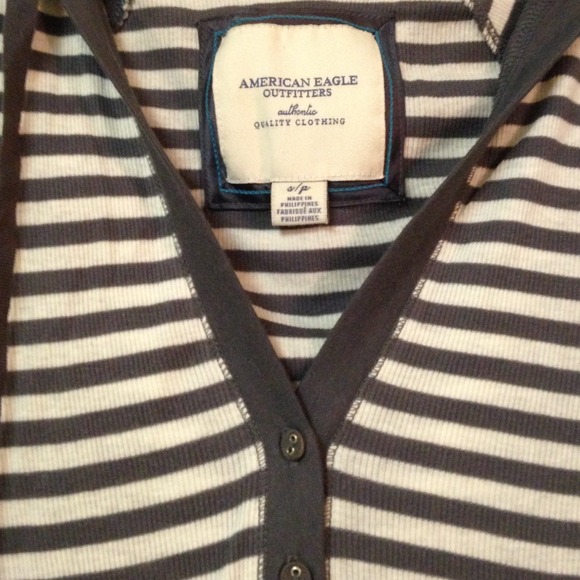 Gray & white stripe hoodie - Picture 4 of 4