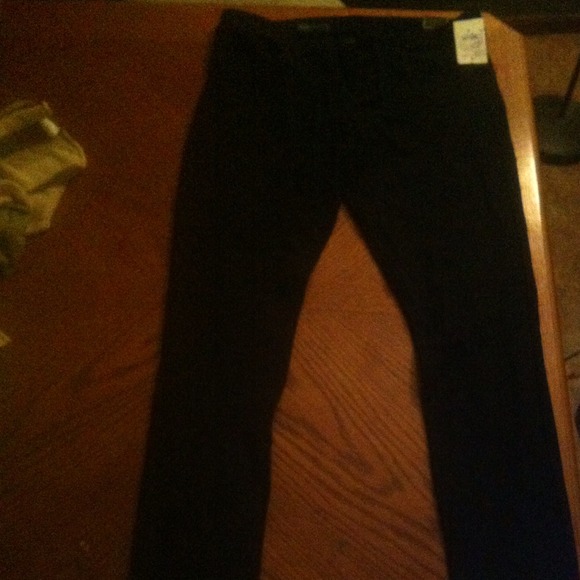 Black KUT super skinny jeans and lace top.