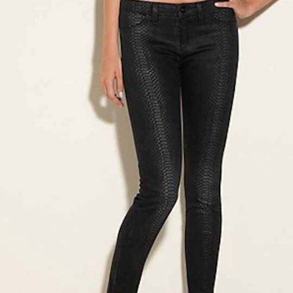 New  guess jeans sz 25